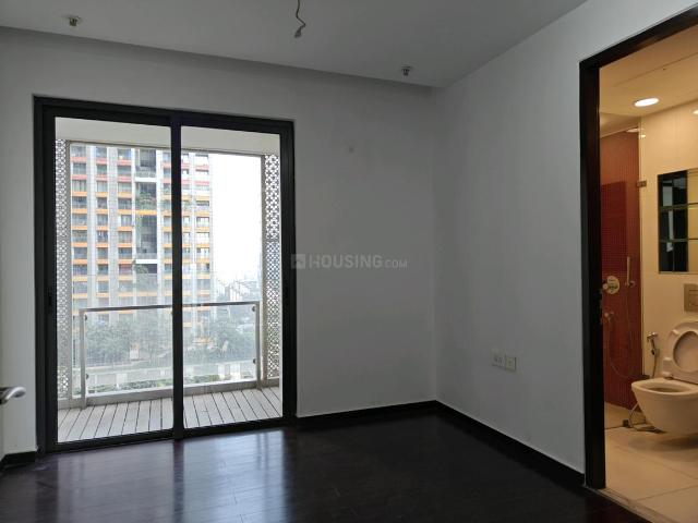 3 BHK Apartment in Sion for resale Mumbai. The reference number is 15936542