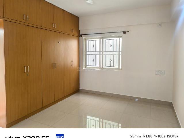 3 BHK Apartment in Whitefield for rent Bengaluru. The reference number is 19735701
