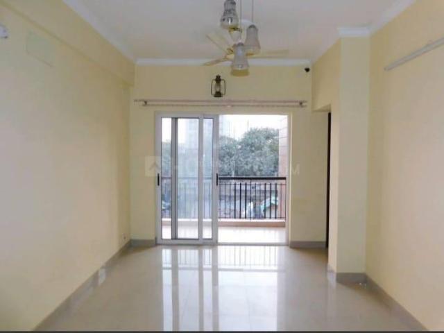 3 BHK Apartment in Topsia for resale Kolkata. The reference number is 10327363
