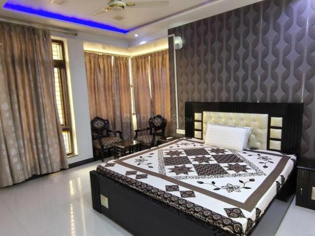 3 BHK Apartment in Tajganj for rent Agra. The reference number is 18356044
