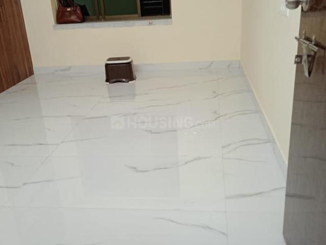 3 BHK Apartment in Tangra for rent Kolkata. The reference number is 19363828