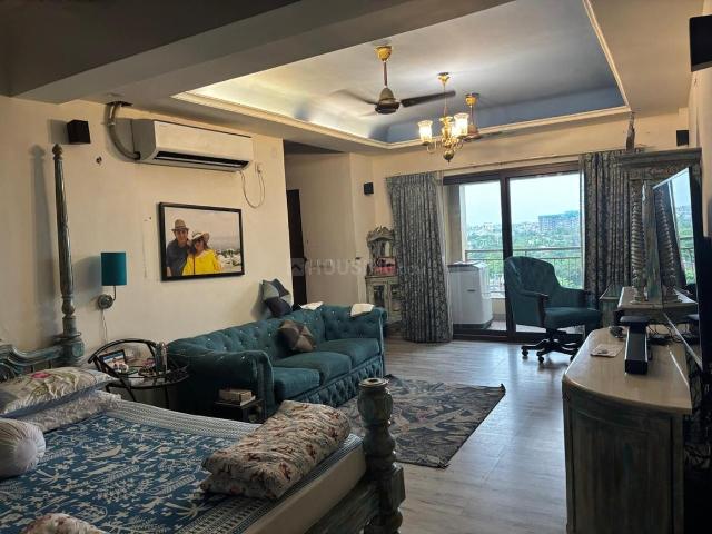 3 BHK Apartment in Tangra for rent Kolkata. The reference number is 20722149