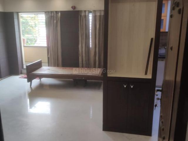 3 BHK Apartment in Tangra for rent Kolkata. The reference number is 20096834