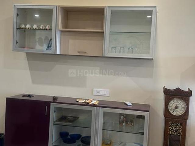 3 BHK Apartment in Tangra for rent Kolkata. The reference number is 20373602