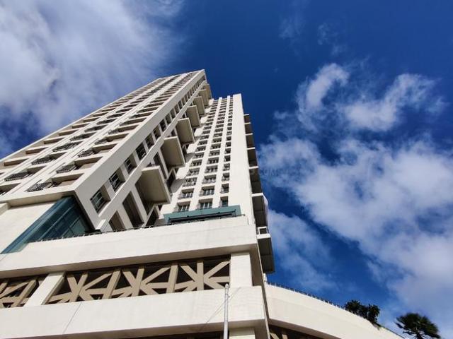 3 BHK Apartment in Tangra for resale Kolkata. The reference number is 20076646