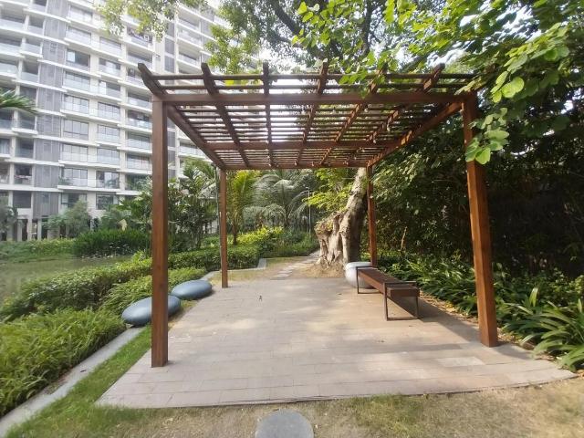 3 BHK Apartment in Tangra for resale Kolkata. The reference number is 20112159