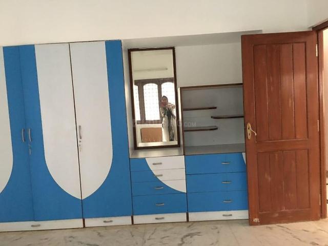 3 BHK Apartment in Teynampet for rent Chennai. The reference number is 19922304