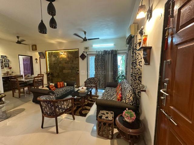 3 BHK Apartment in Thaltej for rent Ahmedabad. The reference number is 19872612