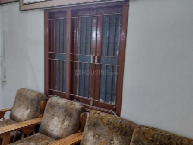 3 BHK Apartment in Thaltej for rent Ahmedabad. The reference number is 19301940