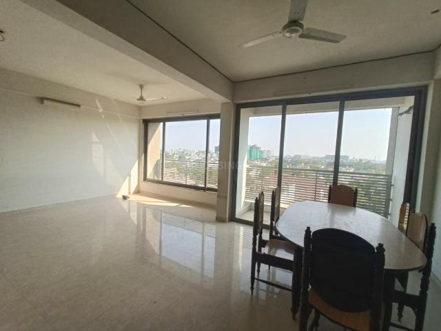 3 BHK Apartment in Thaltej for rent Ahmedabad. The reference number is 19374060