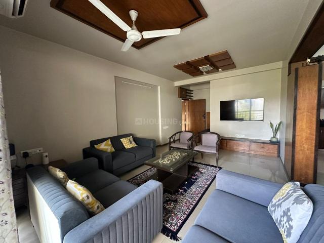 3 BHK Apartment in Thaltej for rent Ahmedabad. The reference number is 20614599