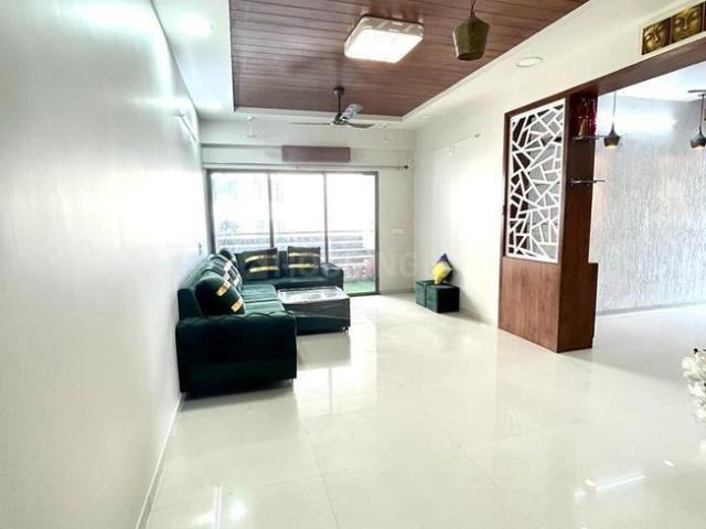 3 BHK Apartment in Thaltej for rent Ahmedabad. The reference number is 20813377