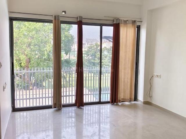 3 BHK Apartment in Thaltej for rent Ahmedabad. The reference number is 20093119