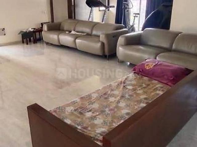 3 BHK Apartment in Thaltej for rent Ahmedabad. The reference number is 20151115