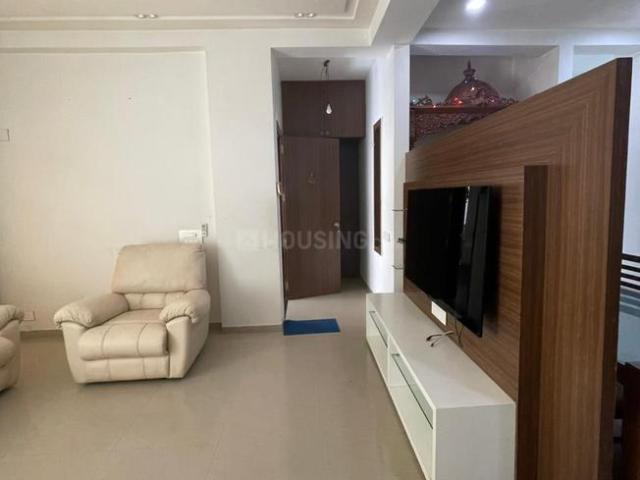 3 BHK Apartment in Thaltej for rent Ahmedabad. The reference number is 20207485