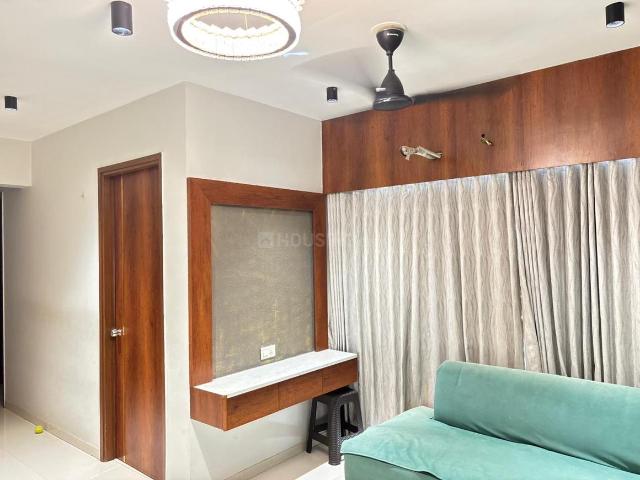 3 BHK Apartment in Thaltej for rent Ahmedabad. The reference number is 20270170