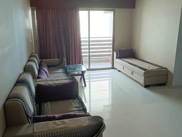 3 BHK Apartment in Thaltej for rent Ahmedabad. The reference number is 20276025