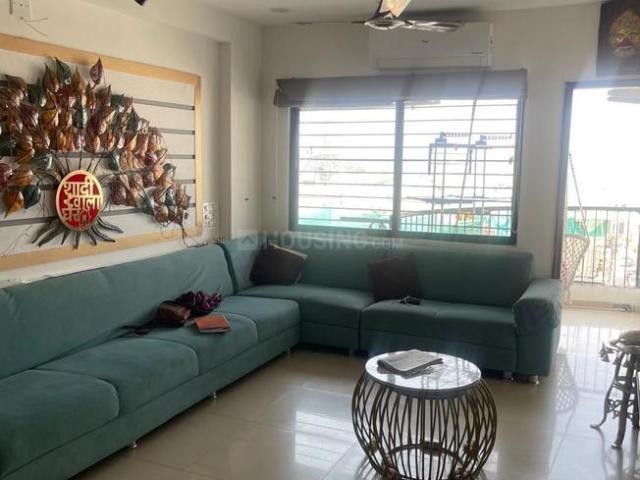 3 BHK Apartment in Thaltej for resale Ahmedabad. The reference number is 20041930