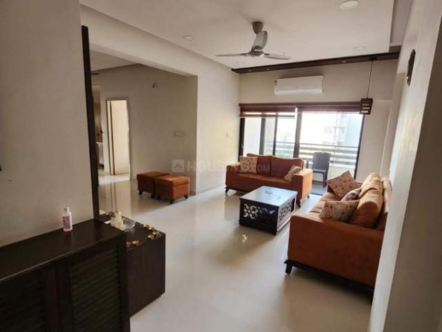 3 BHK Apartment in Thaltej for resale Ahmedabad. The reference number is 20056379