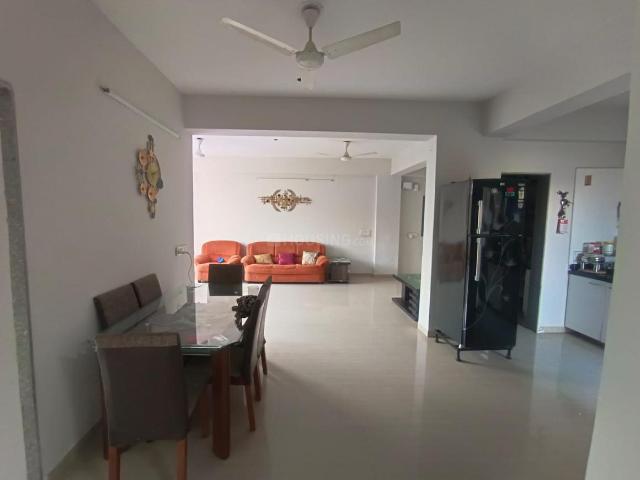 3 BHK Apartment in Thaltej for resale Ahmedabad. The reference number is 20491210