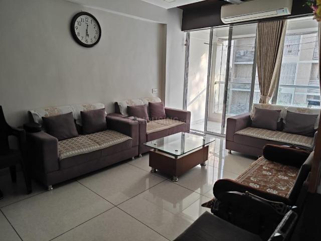 3 BHK Apartment in Thaltej for resale Ahmedabad. The reference number is 20736120