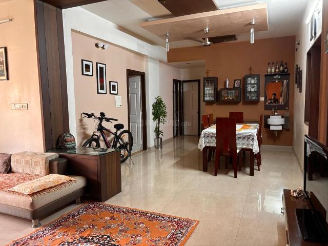 3 BHK Apartment in Thaltej for resale Ahmedabad. The reference number is 20812732