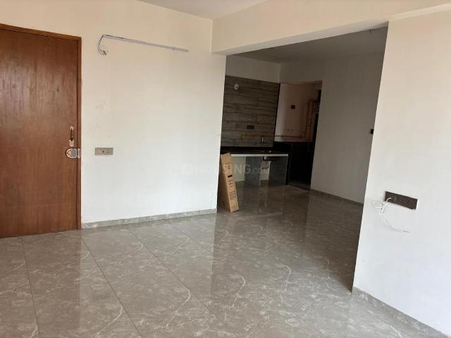3 BHK Apartment in Thaltej for resale Ahmedabad. The reference number is 20901503