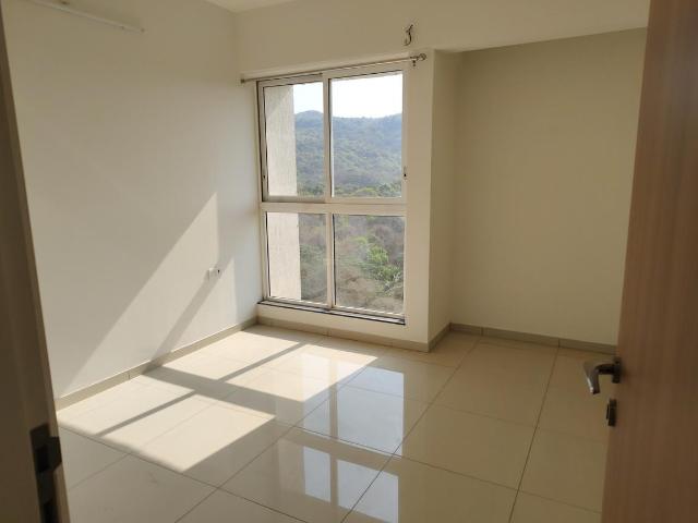3 BHK Apartment in Thane West for rent Thane. The reference number is 20114210