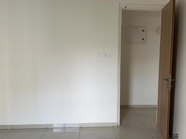 3 BHK Apartment in Thane West for rent Thane. The reference number is 20449960