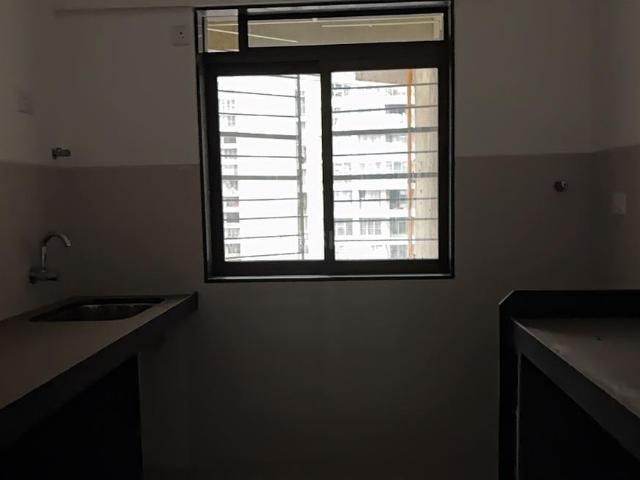 3 BHK Apartment in Thane West for resale Ghodbunder Road. The reference number is 17210783
