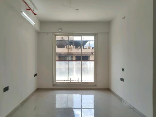 3 BHK Apartment in Thane West for resale Thane. The reference number is 20514673