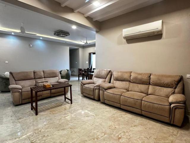 3 BHK Apartment in Thiruvanmiyur for resale Chennai. The reference number is 20742095