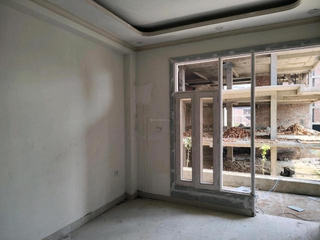 3 BHK Apartment in Surajpur for resale Greater Noida. The reference number is 19616231