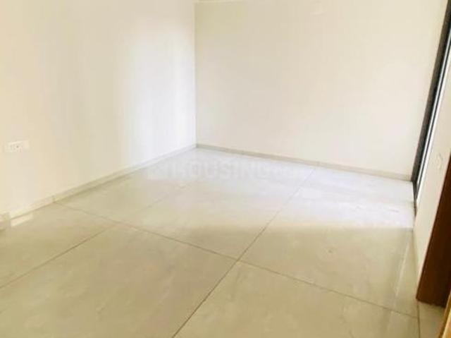 3 BHK Apartment in Tragad for rent Ahmedabad. The reference number is 19159503