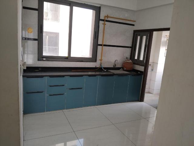 3 BHK Apartment in Tragad for rent Ahmedabad. The reference number is 19249398