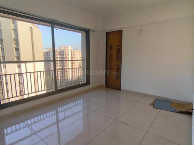 3 BHK Apartment in Tragad for rent Ahmedabad. The reference number is 19408429
