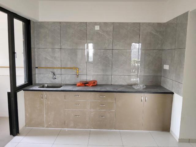 3 BHK Apartment in Tragad for rent Ahmedabad. The reference number is 19859864