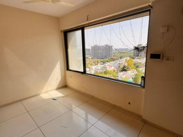 3 BHK Apartment in Tragad for rent Ahmedabad. The reference number is 20265466