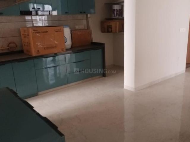 3 BHK Apartment in Tragad for rent Ahmedabad. The reference number is 20397594