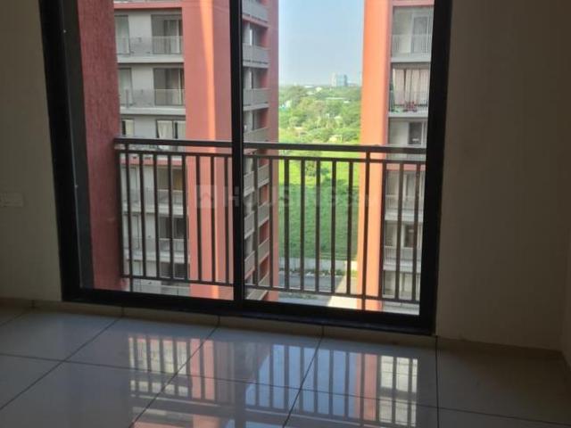 3 BHK Apartment in Tragad for rent Ahmedabad. The reference number is 20324856