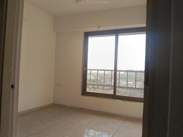 3 BHK Apartment in Tragad for rent Ahmedabad. The reference number is 20564069
