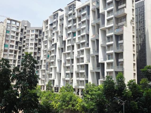 3 BHK Apartment in Upper Kharadi for resale Pune. The reference number is 20361333