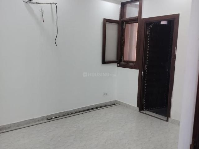 3 BHK Apartment in Uttam Nagar for resale New Delhi. The reference number is 13325325