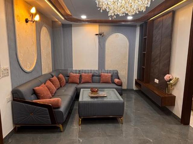 3 BHK Apartment in Uttam Nagar for resale New Delhi. The reference number is 20945253