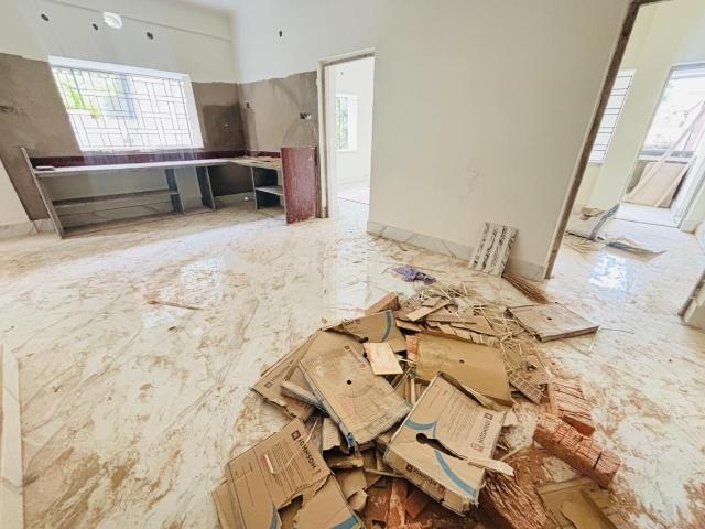 3 BHK Apartment in Uttarpara for resale Hooghly. The reference number is 20477967