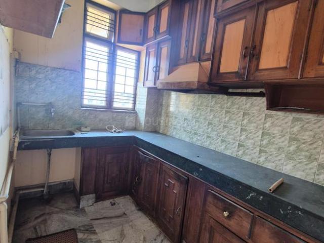 3 BHK Apartment in Uzan Bazar for rent Guwahati. The reference number is 20730500