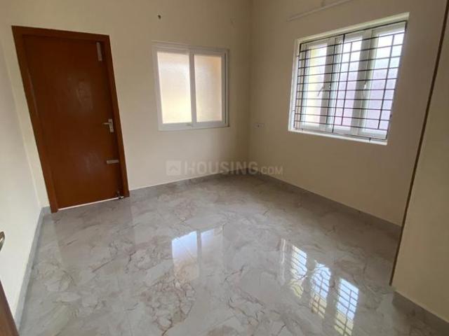3 BHK Apartment in Vadapalani for rent Chennai. The reference number is 20526005