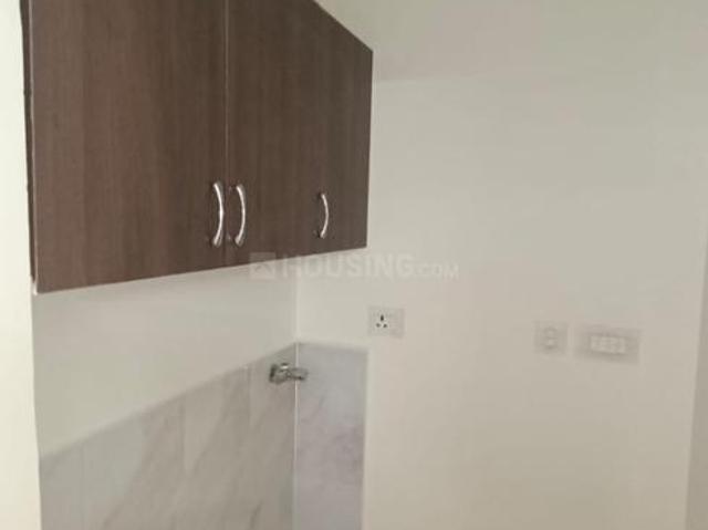 3 BHK Apartment in Vadapalani for rent Chennai. The reference number is 20548702