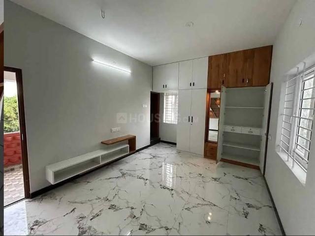 3 BHK Apartment in Vadapalani for resale Chennai. The reference number is 16750274