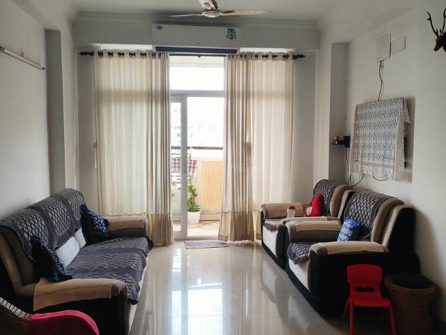 3 BHK Apartment in Vaishali for rent Ghaziabad. The reference number is 20095431
